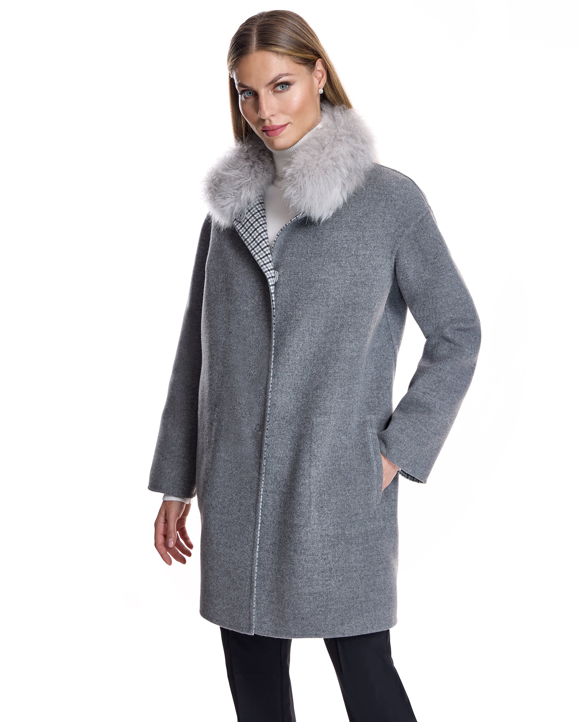 Woolblend Coat with Cashmere lamb Collar