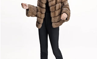 3 Advantages of Wearing a Stylish and Short Fur Coat