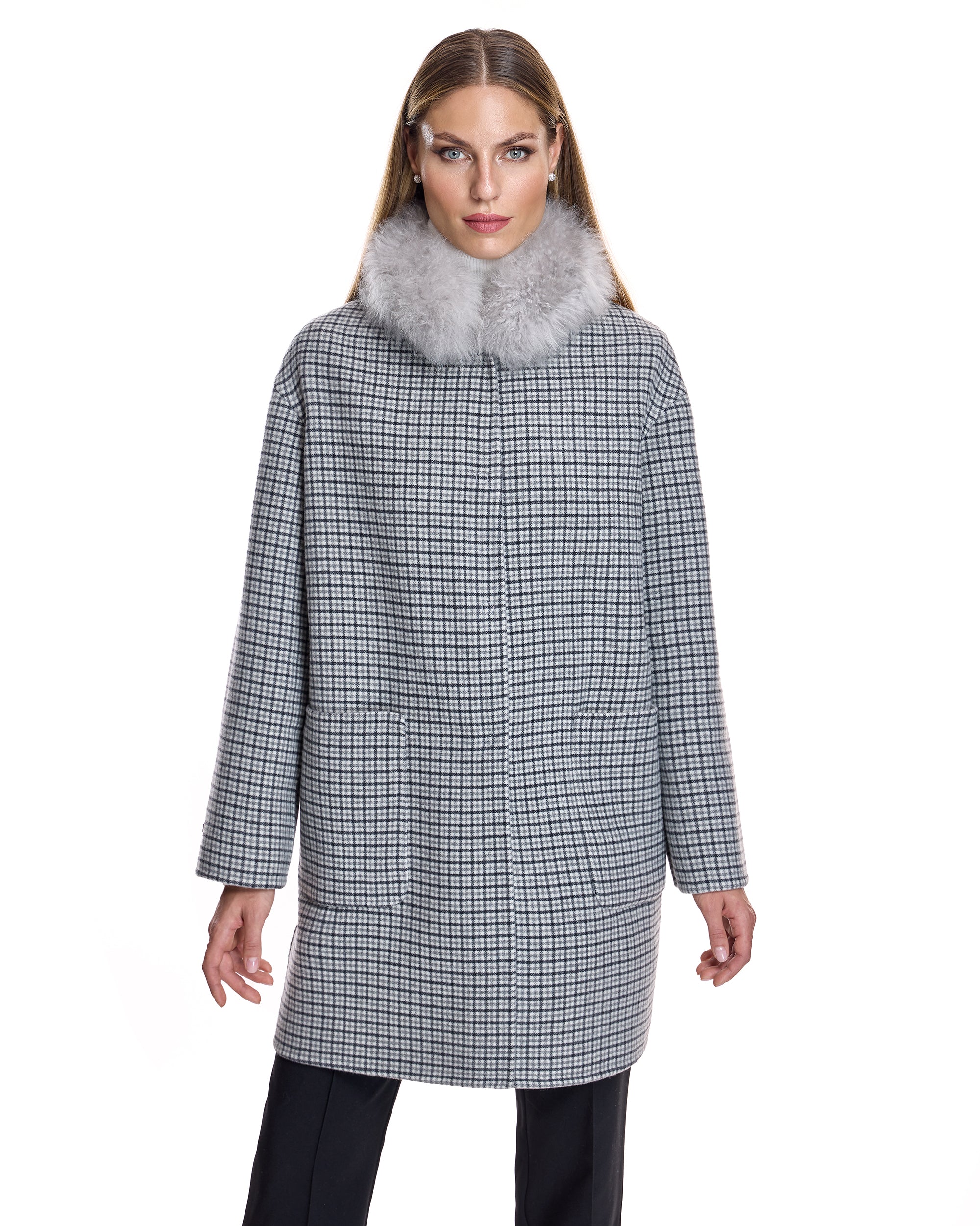 Woolblend Coat with Cashmere lamb Collar