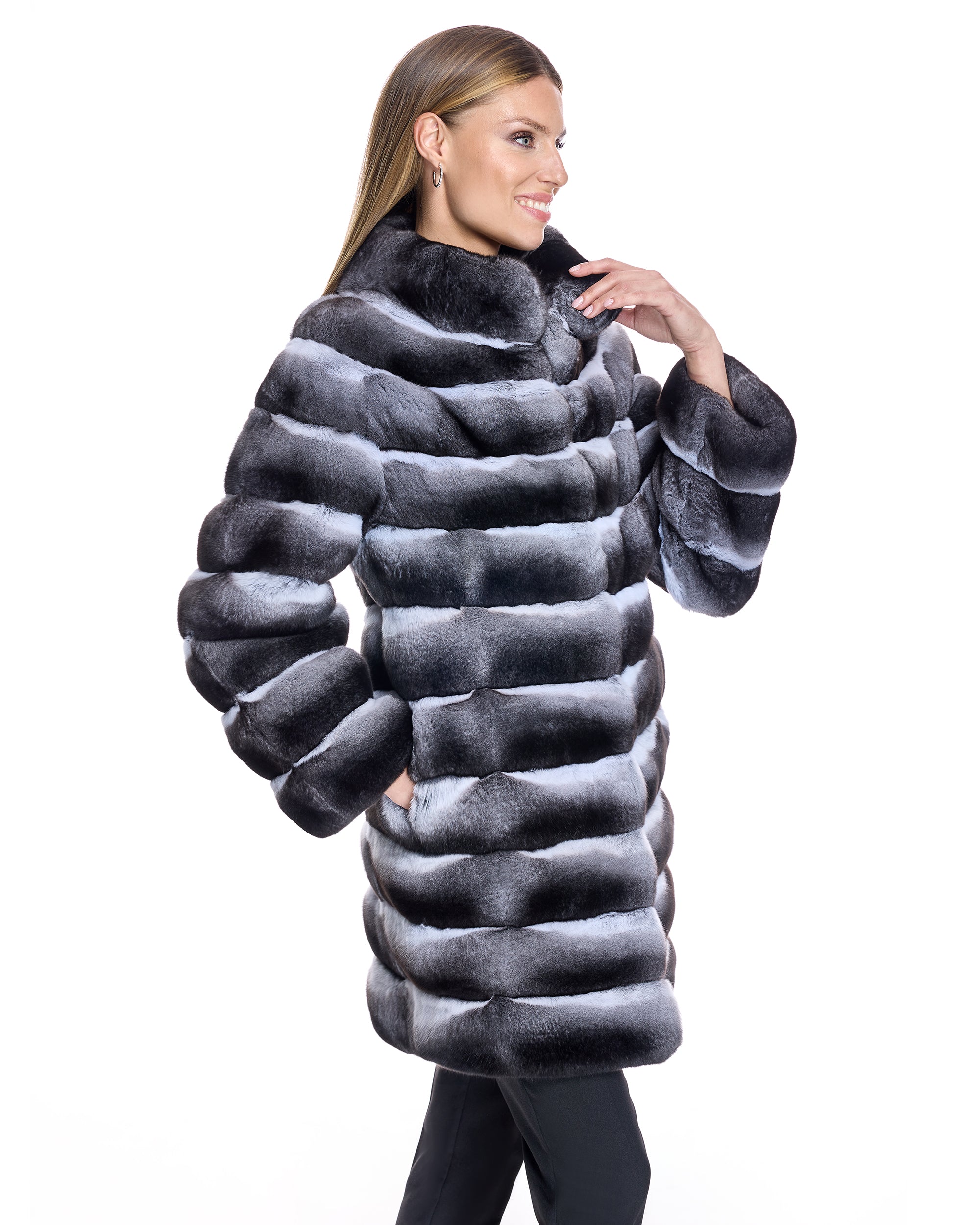 sala Asser Locura Abrigo de piel de chinchilla real, abrigo de chinchilla de cuerpo entero para  mujer a la venta – Maximilian