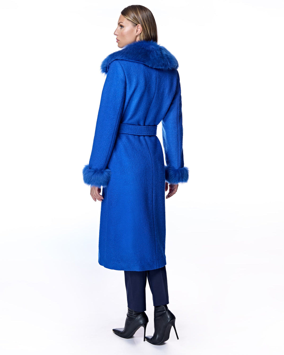 Maximilian USA garment photograph
