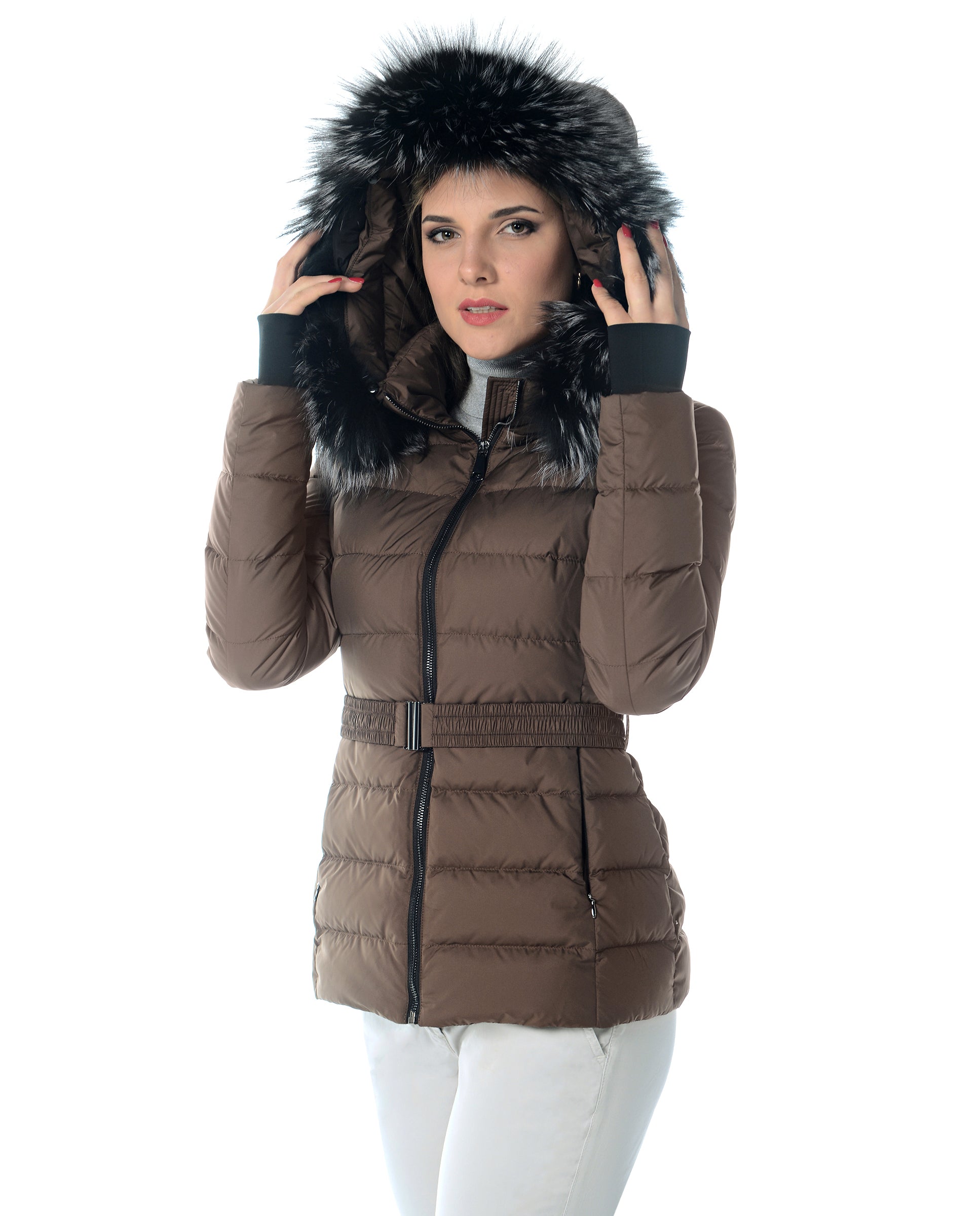 Chaqueta de poliéster con capucha desmontable con ribete de zorro