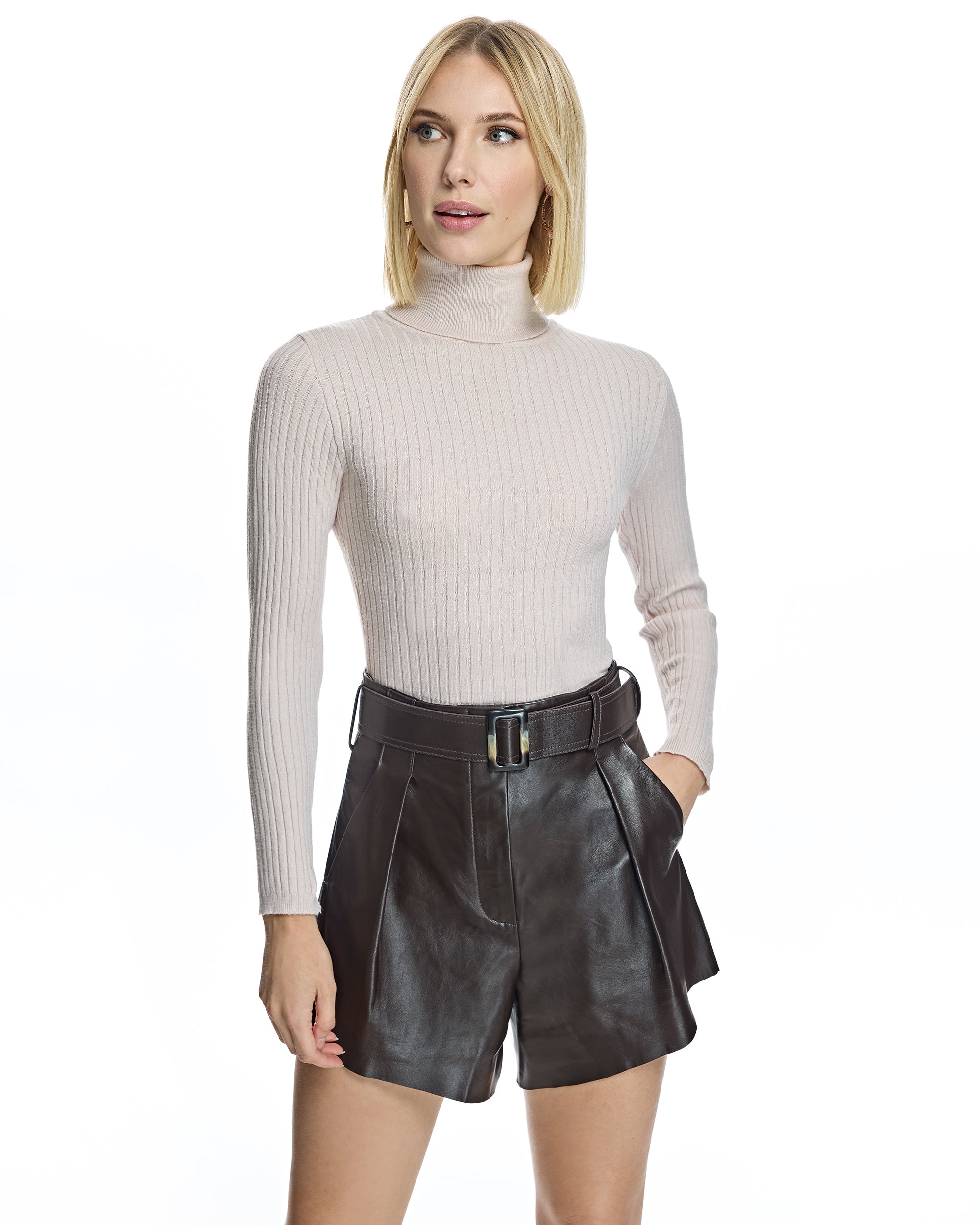 Pantalones cortos de cuero
